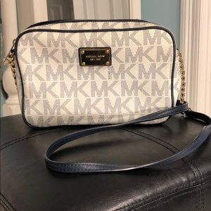 Michael Kors Crossbody Bag